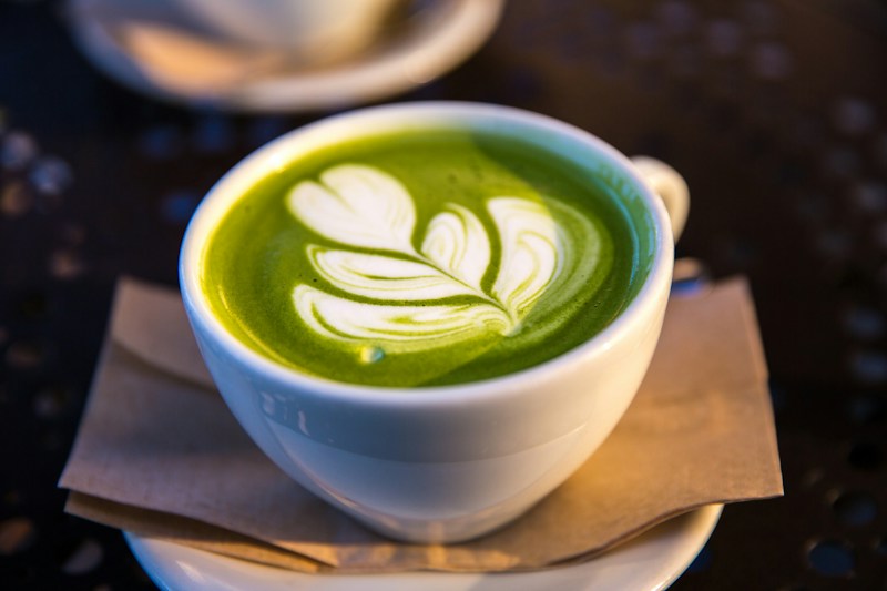 Iced Matcha Latte - drinks recipe